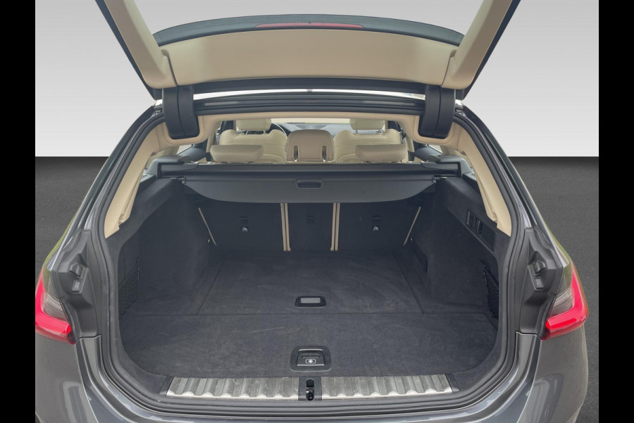 BMW 3 Serie Touring 320i Business Edition | Automaat | Schuif-kantel dak