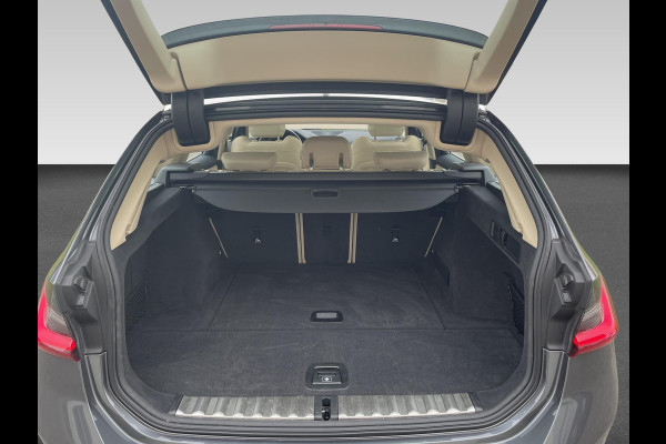 BMW 3 Serie Touring 320i Business Edition | Automaat | Schuif-kantel dak