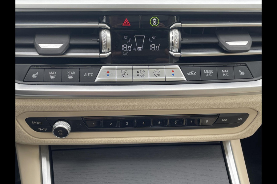 BMW 3 Serie Touring 320i Business Edition | Automaat | Schuif-kantel dak