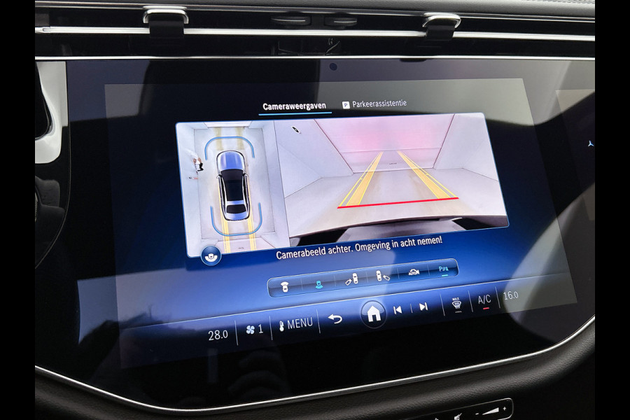 Mercedes-Benz E-Klasse 300 e AMG Plug-In Hybride AMG Line | Panoramadak | Widescreen Dashboard | Burmester® 4D surround sound system | Digil Licht. Inclusief 24 maanden Mercedes-Benz Certified garantie voor Europa.