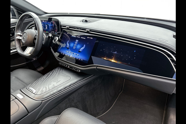 Mercedes-Benz E-Klasse 300 e AMG Plug-In Hybride AMG Line | Panoramadak | Widescreen Dashboard | Burmester® 4D surround sound system | Digil Licht. Inclusief 24 maanden Mercedes-Benz Certified garantie voor Europa.