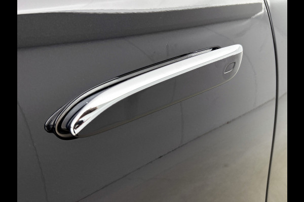 Mercedes-Benz E-Klasse 300 e AMG Plug-In Hybride AMG Line | Panoramadak | Widescreen Dashboard | Burmester® 4D surround sound system | Digil Licht. Inclusief 24 maanden Mercedes-Benz Certified garantie voor Europa.