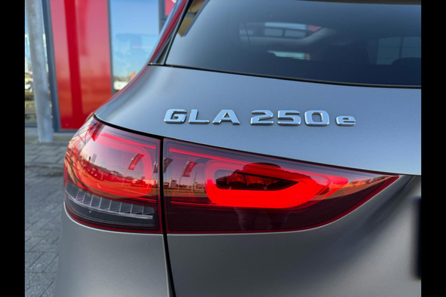 Mercedes-Benz GLA 250 e Business Solution AMG Limited