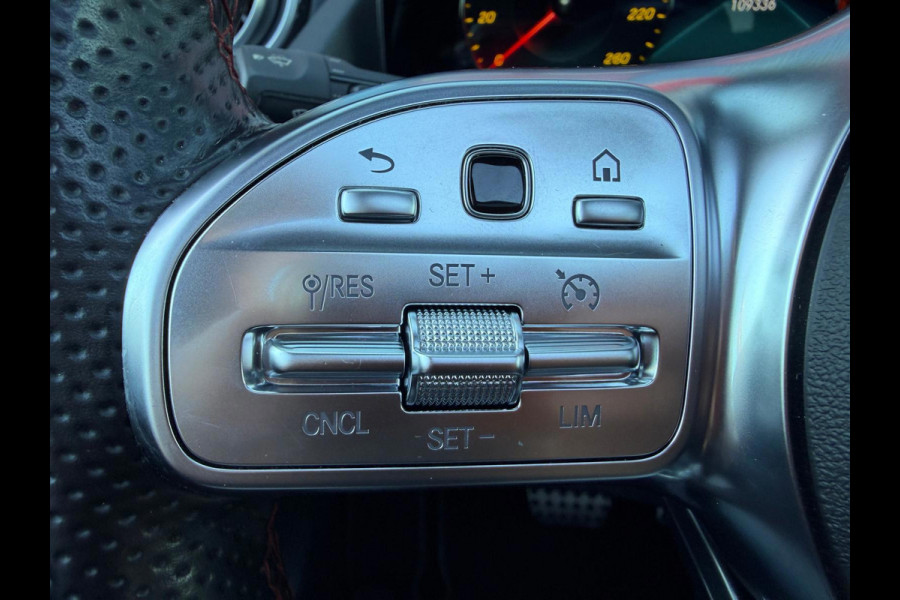 Mercedes-Benz GLA 250 e Business Solution AMG Limited