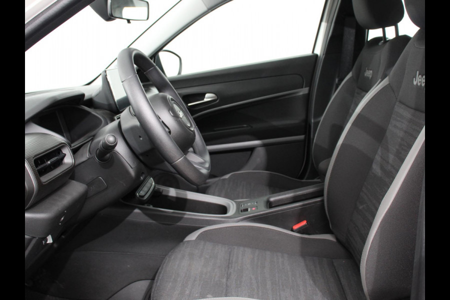 Jeep Avenger Longitude 54 kWh | Navigatie | Apple Carplay/ Android Auto | Parkeersensor achter | Cruise Control | Stoelverwarming | Full LED | Virtual Cockpit | Climate Control |