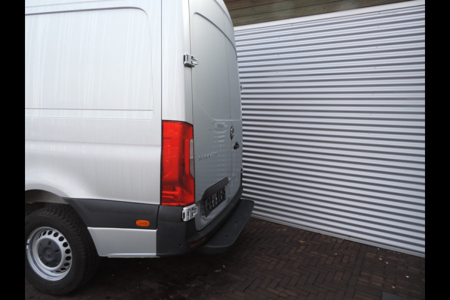 Mercedes-Benz Sprinter 317 1.9 CDI L2H2 RWD lage km