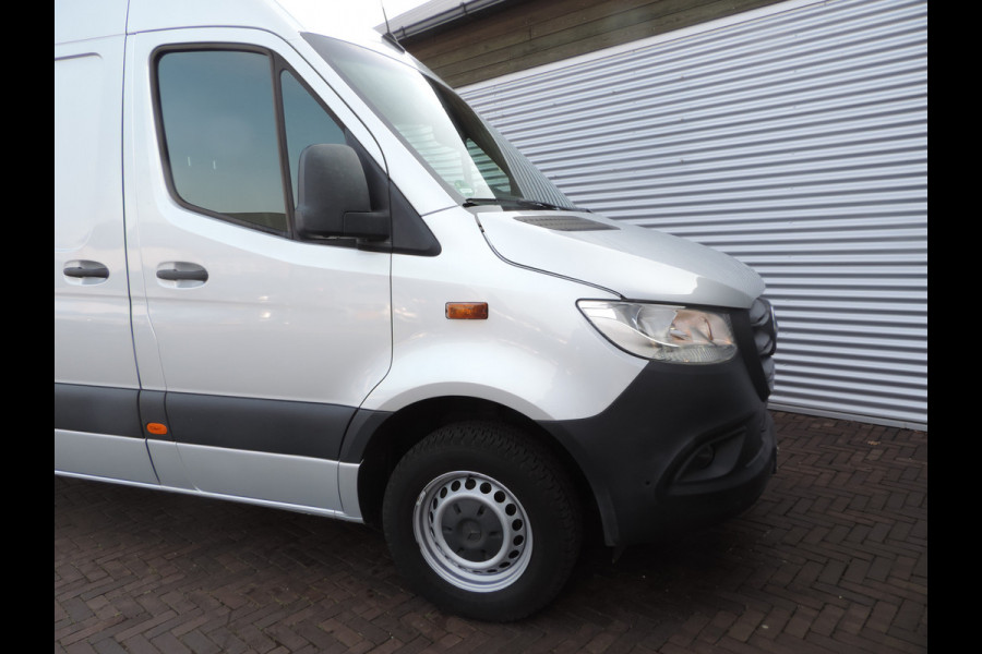 Mercedes-Benz Sprinter 317 1.9 CDI L2H2 RWD lage km