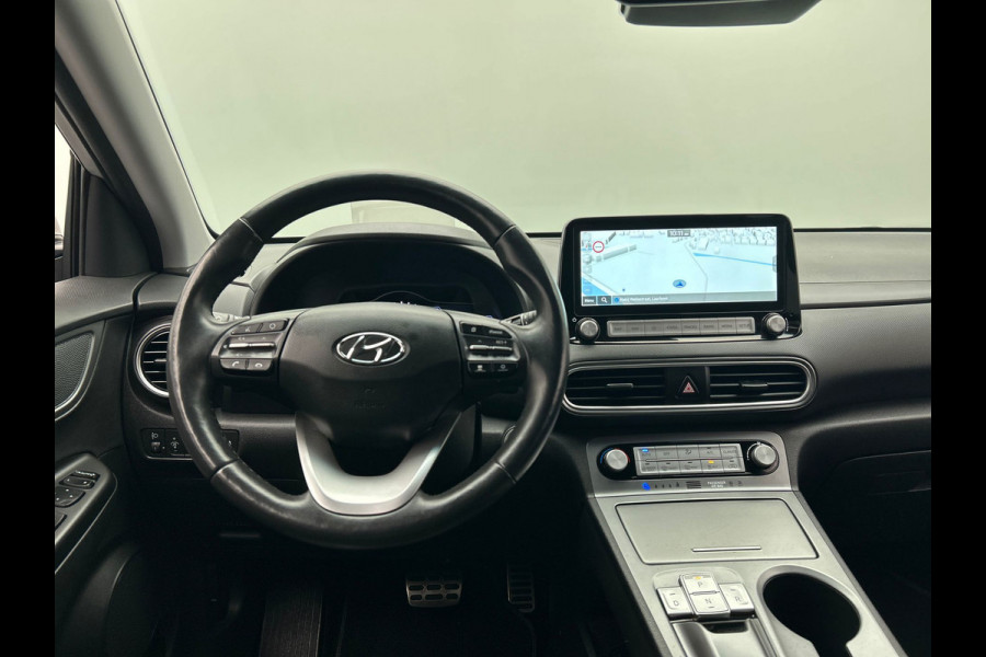 Hyundai Kona EV Premium 64 kWh | Leder | Camera | Stoelverwarming/Koeling | Origineel NL