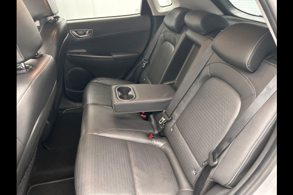 Hyundai Kona EV Premium 64 kWh | Leder | Camera | Stoelverwarming/Koeling | Origineel NL