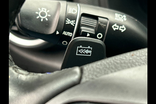 Hyundai Kona EV Premium 64 kWh | Leder | Camera | Stoelverwarming/Koeling | Origineel NL