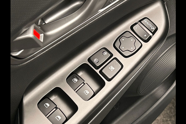 Hyundai Kona EV Premium 64 kWh | Leder | Camera | Stoelverwarming/Koeling | Origineel NL