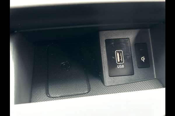 Hyundai Kona EV Premium 64 kWh | Leder | Camera | Stoelverwarming/Koeling | Origineel NL