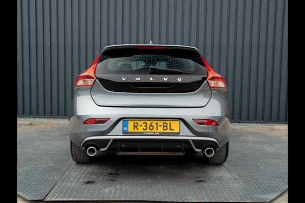 Volvo V40 1.5 T3 R-Design | Stoelverwarming | Prijs Rijklaar!!