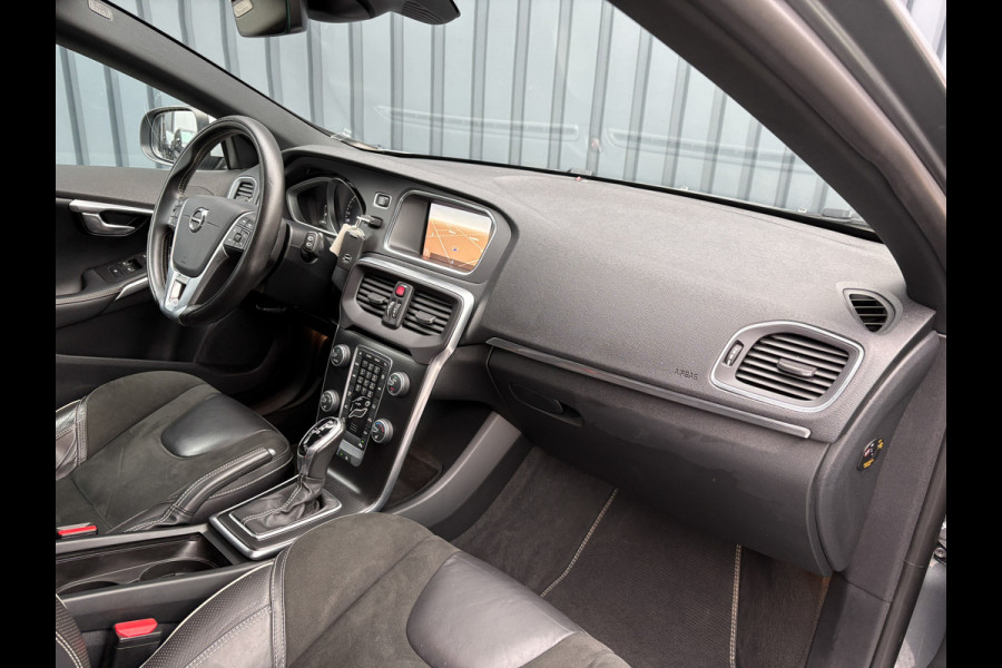 Volvo V40 1.5 T3 R-Design | Stoelverwarming | Prijs Rijklaar!!