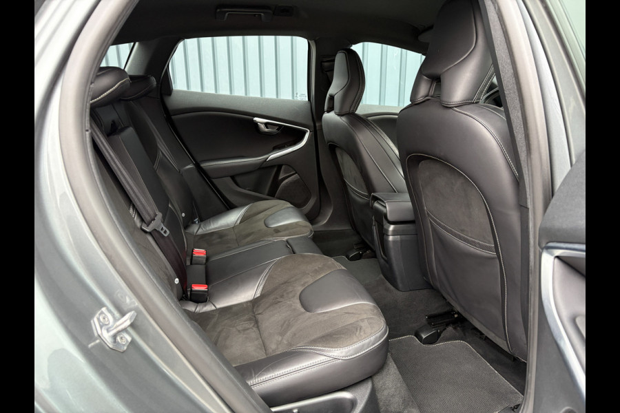 Volvo V40 1.5 T3 R-Design | Stoelverwarming | Prijs Rijklaar!!