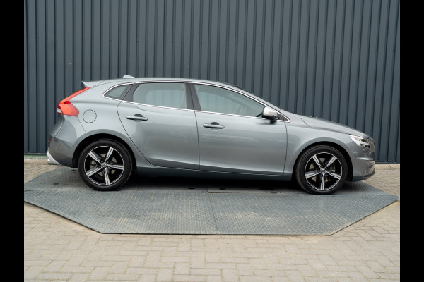 Volvo V40 1.5 T3 R-Design | Stoelverwarming | Prijs Rijklaar!!