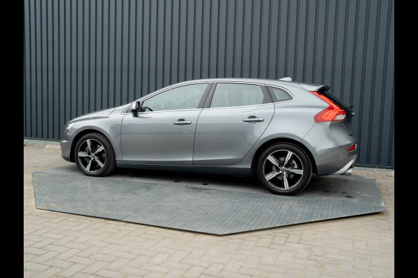 Volvo V40 1.5 T3 R-Design | Stoelverwarming | Prijs Rijklaar!!