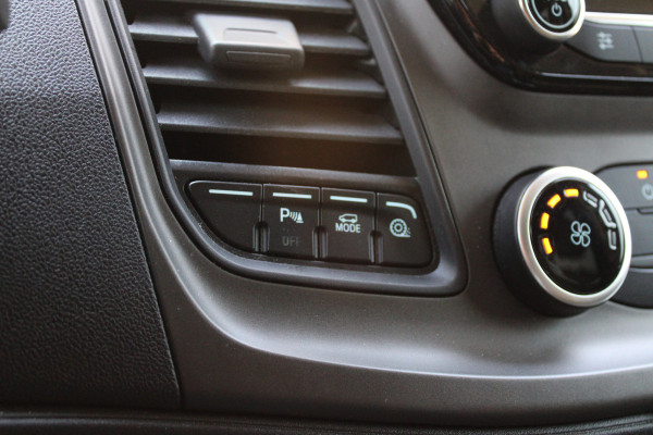 Ford Transit 350 2.0 TDCI L3H2 DC 6Zits Trend 130pk - Trekhaak - Impriaal - Cruise - Raptor Grill - Rijklaar