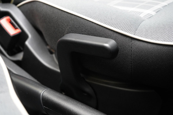 Fiat 500C 1.0 Hybrid Lounge | Navigatie | Cruise control | Airconditioning | Parkeersensoren achter