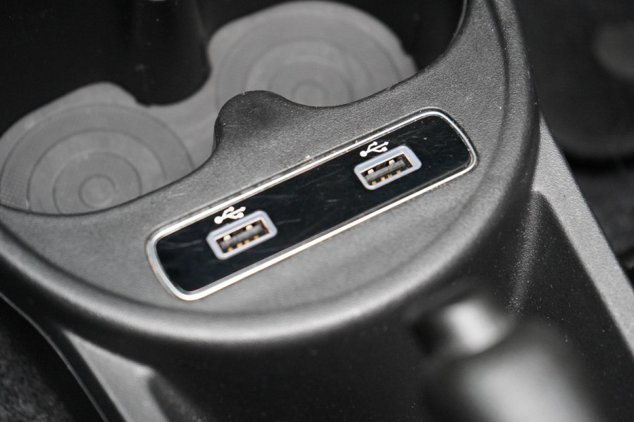 Fiat 500C 1.0 Hybrid Lounge | Navigatie | Cruise control | Airconditioning | Parkeersensoren achter