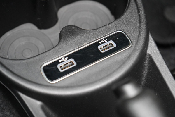 Fiat 500C 1.0 Hybrid Lounge | Navigatie | Cruise control | Airconditioning | Parkeersensoren achter