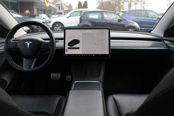 Tesla Model 3 Performance AWD 75 kWh / SoH 90,3% / Autopilot / Panoramadak / Camera / Leder / 20'' / Leder / Premium Audio / Warmtepomp