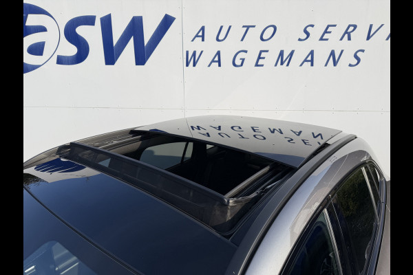 Mercedes-Benz GLA 200 Luxury Line | Trekhaak | Pano | Ambient Light | Camera | 18 inch