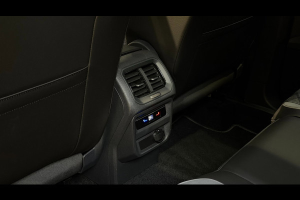 Volkswagen Tiguan 1.4 TSI eHybrid 3X R-Line|Pano|Matrix|Virtual|360|Keyless|Black Pakket