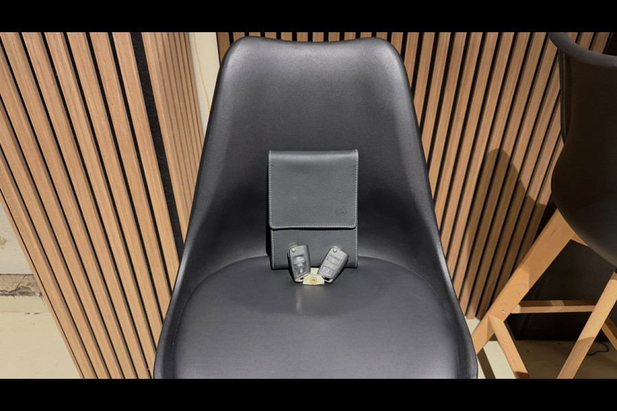 Volkswagen Tiguan 1.4 TSI eHybrid 3X R-Line|Pano|Matrix|Virtual|360|Keyless|Black Pakket