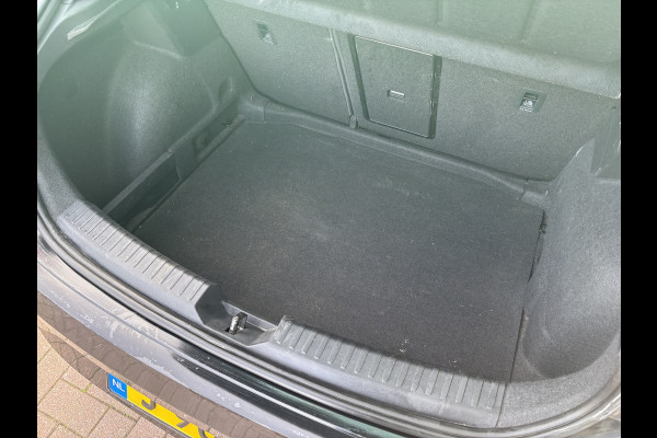 Seat Leon 1.5 TSi 150pk FR Launch Edition CAMERA/KEYLESS/CARPLAY/ADAPT/CRUISE/PDC/18INCH