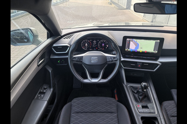Seat Leon 1.5 TSi 150pk FR Launch Edition CAMERA/KEYLESS/CARPLAY/ADAPT/CRUISE/PDC/18INCH