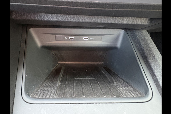 Seat Leon 1.5 TSi 150pk FR Launch Edition CAMERA/KEYLESS/CARPLAY/ADAPT/CRUISE/PDC/18INCH