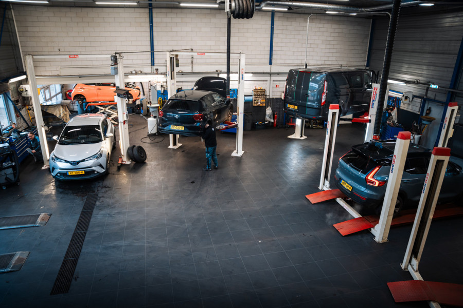 Seat Leon 1.5 TSi 150pk FR Launch Edition CAMERA/KEYLESS/CARPLAY/ADAPT/CRUISE/PDC/18INCH