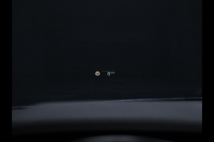 BMW X5 xDrive45e High Executive M Sport [TREKHAAK, LUCHTVERING, SCHUIFKANTELDAK, MEMORY SEATS, ADAPTIVE CRUISE CONTROL, APPLE CARPLAY, ANDROID AUTO, HARMAN/KARDON, 360 CAMERA, PDC V+A, NIEUWSTAAT]