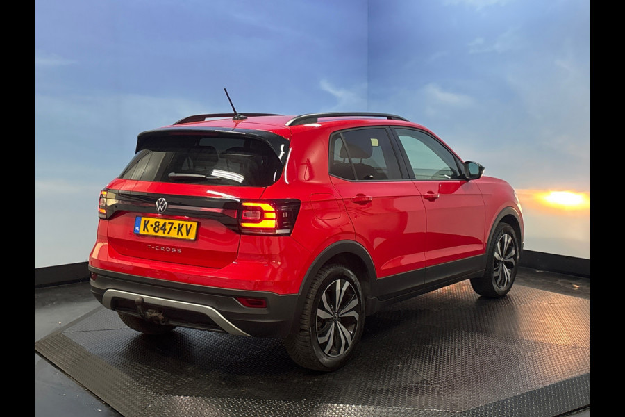 Volkswagen T-Cross 1.0 TSI Life Business, Trekhaak, Carplay, ECC, Navi