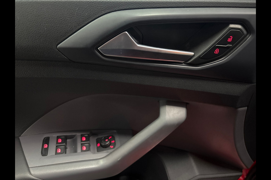 Volkswagen T-Cross 1.0 TSI Life Business, Trekhaak, Carplay, ECC, Navi