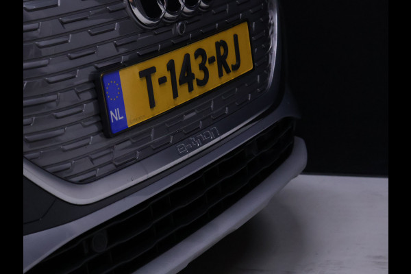 Audi Q4 e-tron 40 Advanced edition 77 kWh [TREKHAAK, ADAPTIVE CRUISE CONTROL, APPLE CARPLAY, ANDROID AUTO, PDC ACHTER, STOELVERWARMING, ELEKTRISCHE ACHTERKLEP, NIEUWSTAAT]