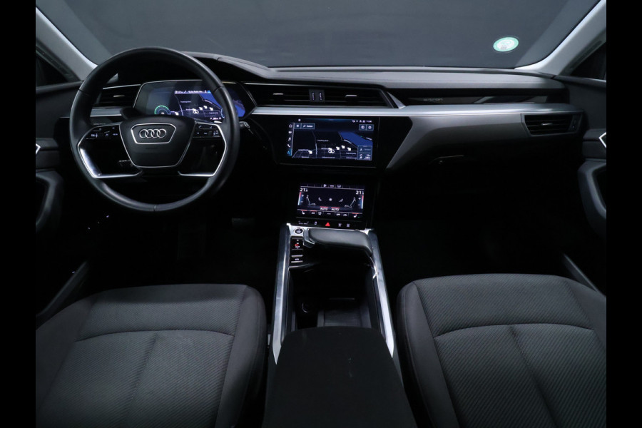 Audi e-tron 55 quattro Business edition 95 kWh [LUCHTVERING, MEMORY SEATS, CRUISE CONTROL, BLUETOOTH TELEFOON, ACHTERUITRIJCAMERA, PDC V+A, STOELVERWARMING, NIEUWSTAAT]