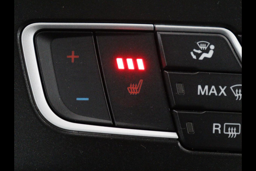 Ford Mondeo 2.0 IVCT HEV Titanium | Stoelverwarming | Carplay | Keyless | Navigatie | Verwarmde voorruit | Parkeerhulp | DAB | Climate control | Cruise control