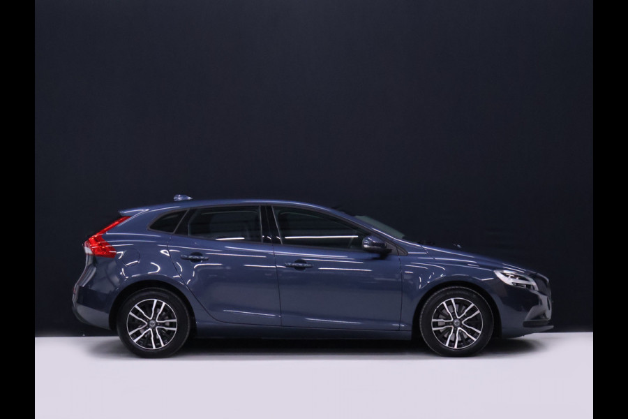 Volvo V40 1.5 T2 Polar+ [CRUISE CONTROL, BLUETOOTH TELEFOON, PDC ACHTER, STOELVERWARMING, AUTOMATISCHE AIRCO, LED KOPLAMPEN, NIEUWSTAAT]