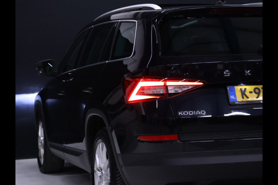 Škoda Kodiaq 1.5 TSI Business Edition Plus [SCHUIFKANTELDAK, VIRTUAL COCKPIT, TREKHAAK, MEMORY SEATS, ADAPTIVE CRUISE CONTROL, APPLE CARPLAY, 360 CAMERA, PDC V+A, STUURVERWARMING, NIEUWSTAAT]