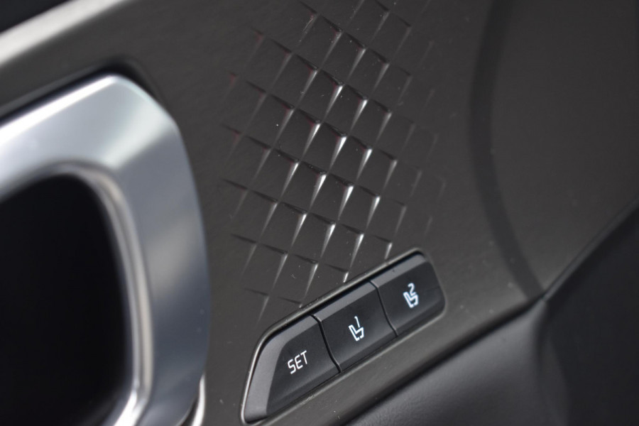 Kia Sorento 1.6 T-GDI Plug-in Hybrid 4WD ExecutiveLine 5p. Lane Camera360 Stoelventilatie