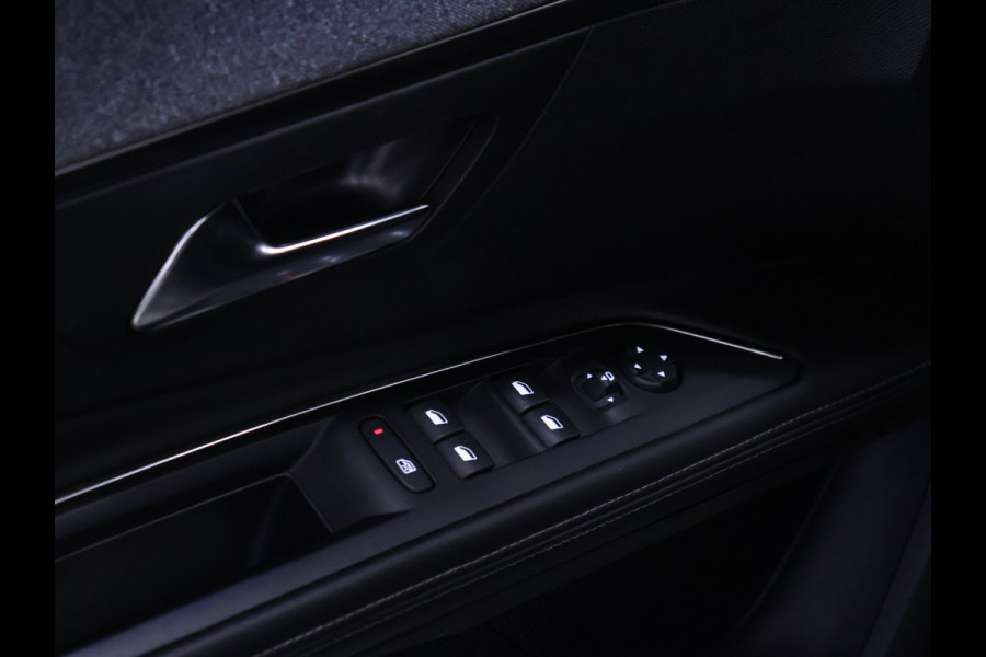 Peugeot 5008 1.2 PureTech Allure [TREKHAAK, APPLE CARPLAY, ANDROID AUTO, CRUISE CONTROL, SFEERVERLICHTING, 360 CAMERA, PDC V+A, 7-ZITTER, NIEUWSTAAT]