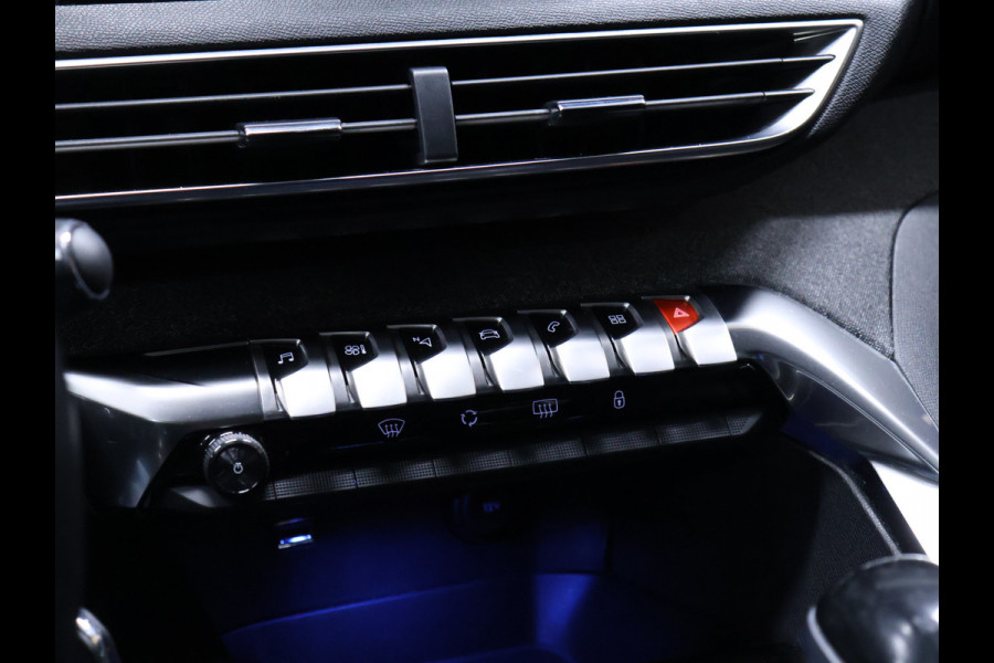 Peugeot 5008 1.2 PureTech Allure [TREKHAAK, APPLE CARPLAY, ANDROID AUTO, CRUISE CONTROL, SFEERVERLICHTING, 360 CAMERA, PDC V+A, 7-ZITTER, NIEUWSTAAT]