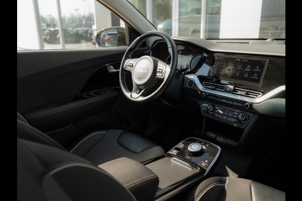 Kia e-Niro DynamicLine 64 kWh | Nederlandse dealer onderhouden auto | Navigatie | Clima |