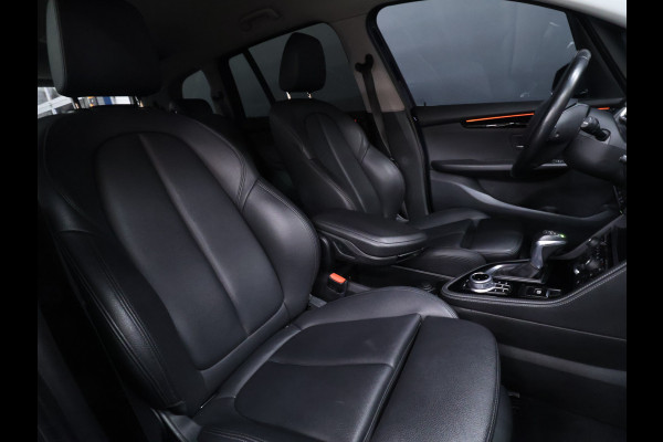 BMW 2 Serie Gran Tourer 218i 7p. Corporate Lease Executive [TREKHAAK, CRUISE CONTROL, BLUETOOTH TELEFOON, ACHTERUITRIJCAMERA, PDC V+A, STOELVERWARMING, 7-ZITTER, NIEUWTSAAT]