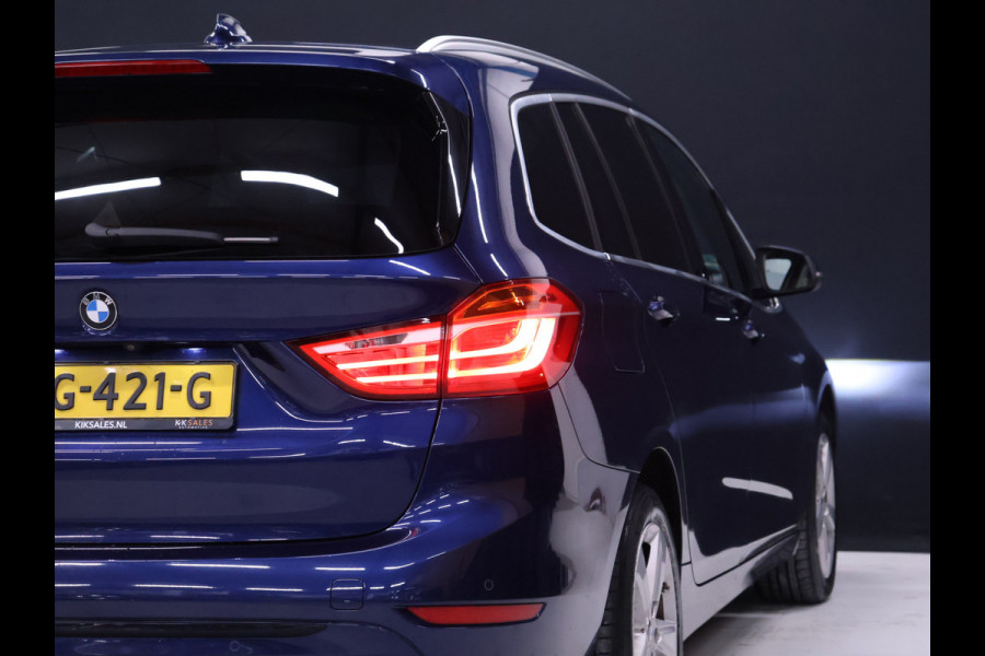 BMW 2 Serie Gran Tourer 218i 7p. Corporate Lease Executive [TREKHAAK, CRUISE CONTROL, BLUETOOTH TELEFOON, ACHTERUITRIJCAMERA, PDC V+A, STOELVERWARMING, 7-ZITTER, NIEUWTSAAT]