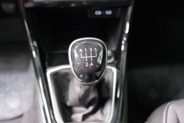 Volkswagen T-Cross 1.0 TSI Life - N.A.P. Airco, Cruise, Carplay, Camera, PDC.