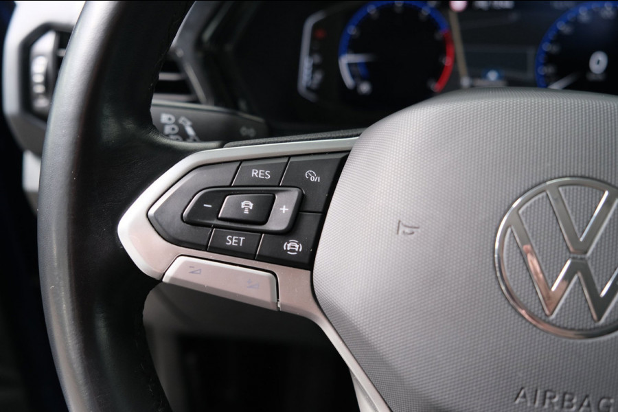 Volkswagen T-Cross 1.0 TSI Life - N.A.P. Airco, Cruise, Carplay, Camera, PDC.