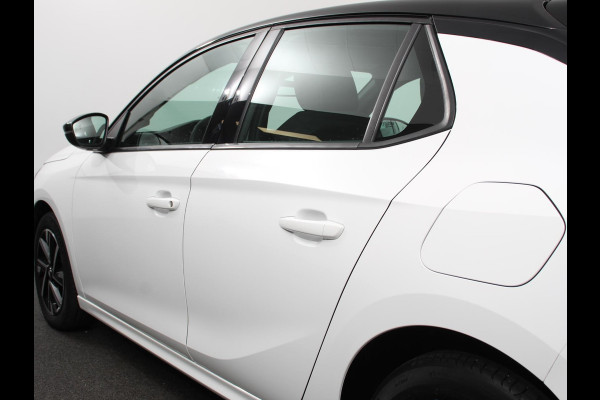 Opel Corsa 1.2 Turbo 100pk Automaat GS | Navigatie | Apple Carplay/Android Auto | Digitale Cockpit | Camera | Parkeer sensoren | Airco | Lichtmetalen velgen